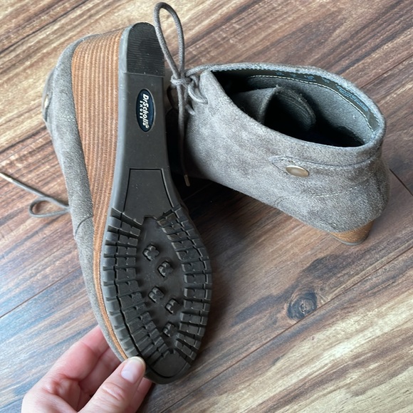 Dr. Scholl’s Suede Wedge - Picture 3 of 5